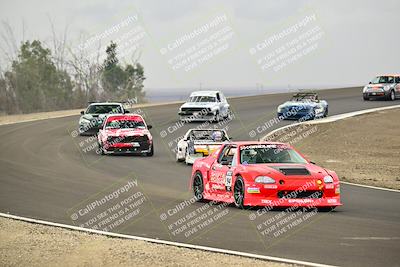 media/Jan-26-2025-CalClub SCCA (Sun) [[cfcea7df88]]/Group 5/Race/